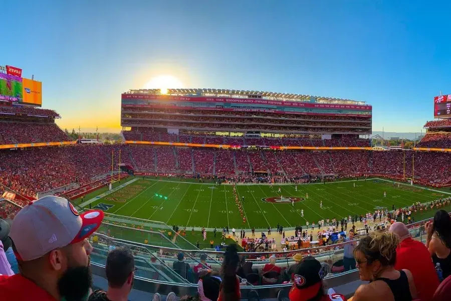 圣克拉拉列维体育场足球场的景色, California, sede dei San Francisco 49ers.